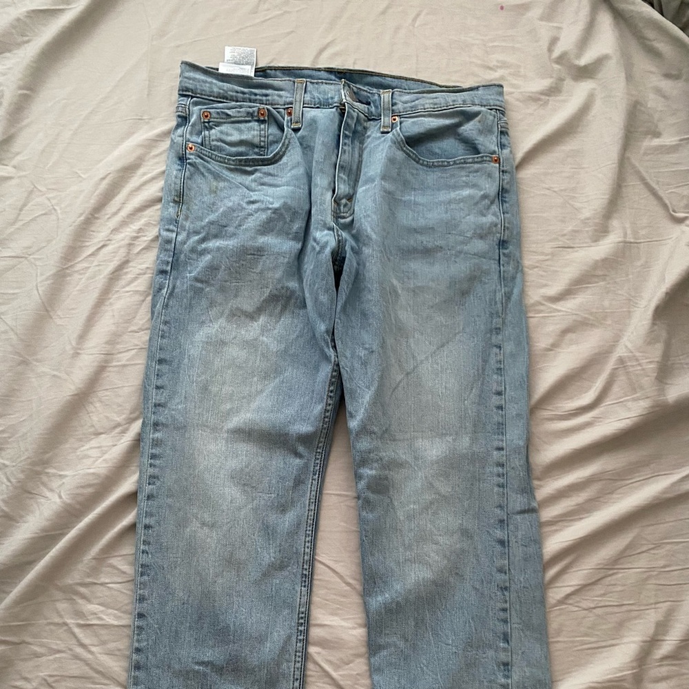 Levi low rise jeans